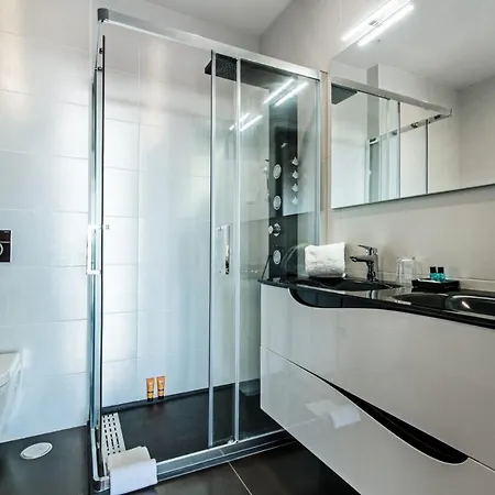 Sleeps 12 Pool Air Con Wifi Villa